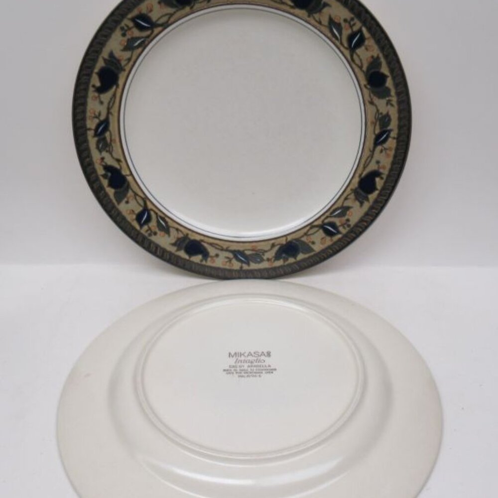 2 - Mikasa Intaglio ARABELLA 11 1/8 Inch Large Dinner Plates - Picture 3 of 4